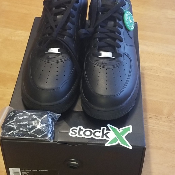 Supreme Other - 🔥🔥air force 1 low supreme🔥🔥